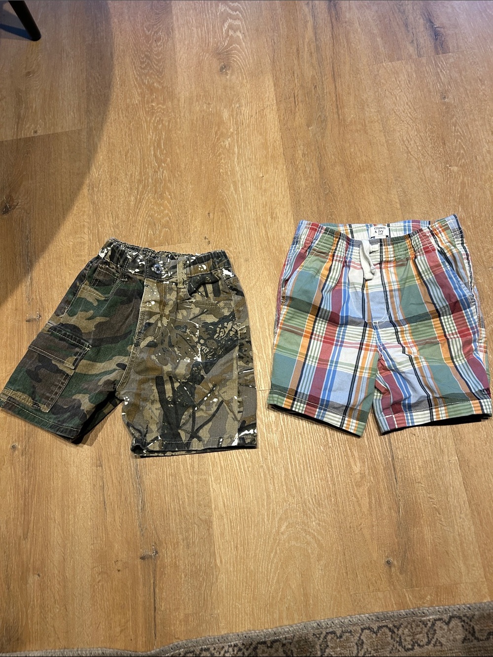 crown & ivy Plaid Multicolor Shorts